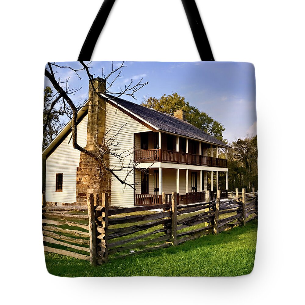 Arkansas Tote Bag featuring the photograph Elkhorn Tavern by Lana Trussell
