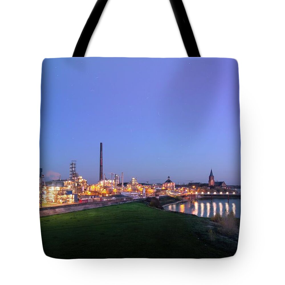 City Tote Bag featuring the photograph Emmerich Night by Jaroslav Buna