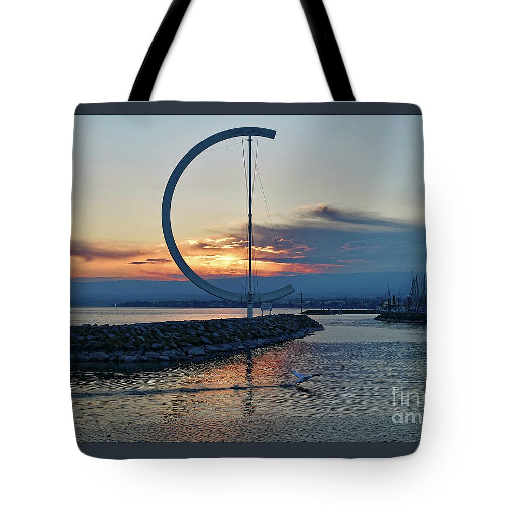 Horizontal Tote Bag featuring the photograph Eole At Ouchy by Catherine Sullivan