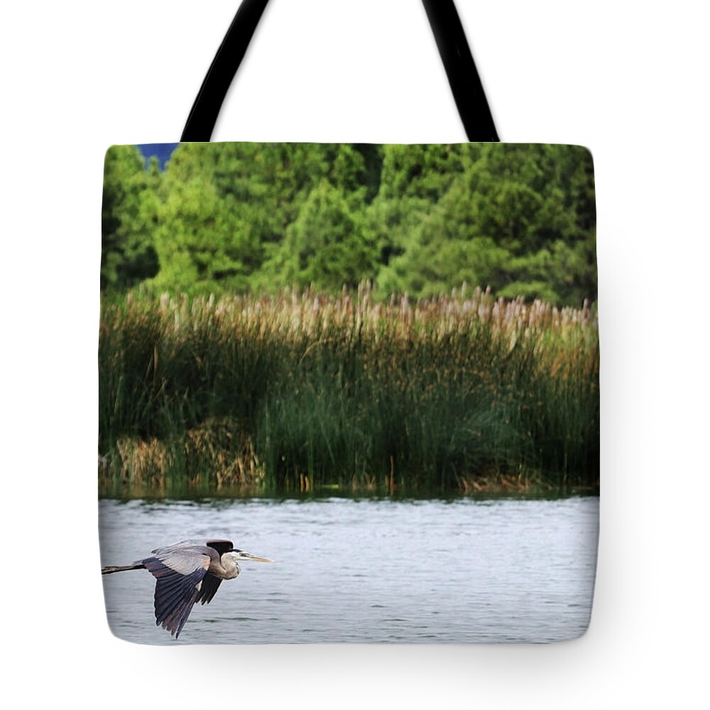 Heron Tote Bag featuring the photograph Ephemeral Summer Flight by Laura Putman