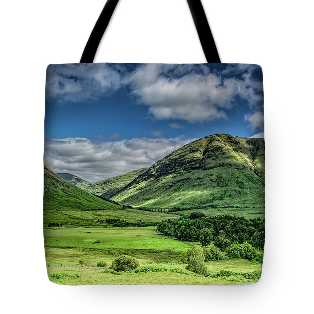 Scotland Tote Bag featuring the photograph Feeling High in the Highlands by Marcy Wielfaert