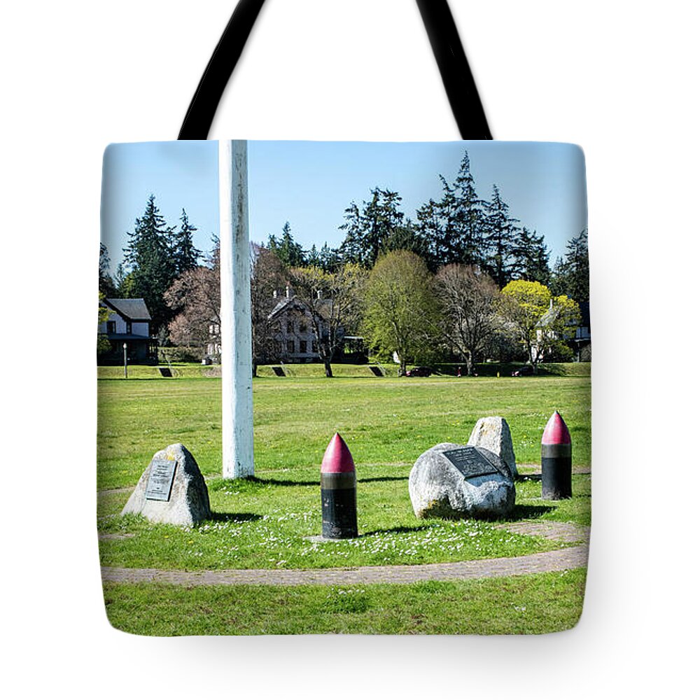 Fort Worden Flagpole Tote Bag featuring the photograph Fort Worden Flagpole by Tom Cochran