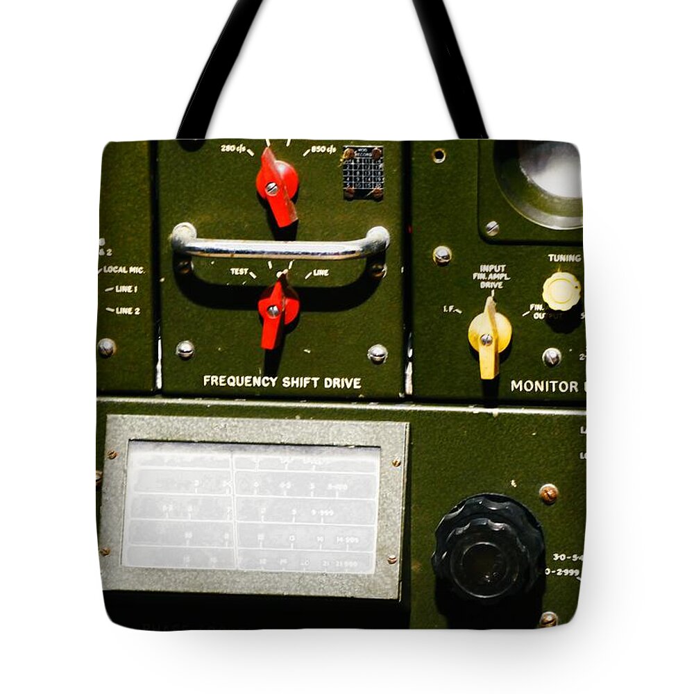 Cold Tote Bag featuring the photograph Frequency Shift Drive Unit by Ian Hutson