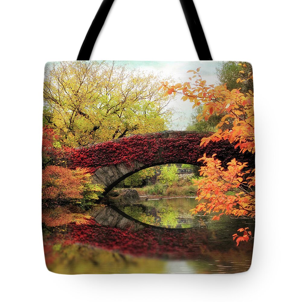 Autumn Tote Bag featuring the photograph Gapstow Glory by Jessica Jenney