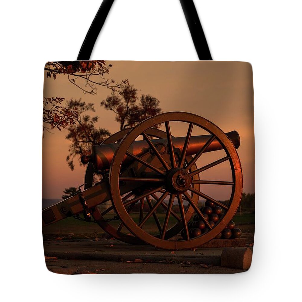 Cannons Tote Bag featuring the photograph Gettysburg - Cannon with Cannon Balls at Sunrise by Liza Eckardt