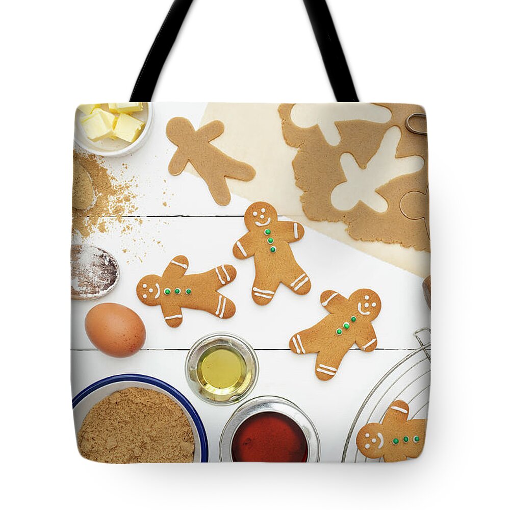 Gingerbread Men Tote Bag featuring the photograph Gingerbread Baking by Tim Gainey