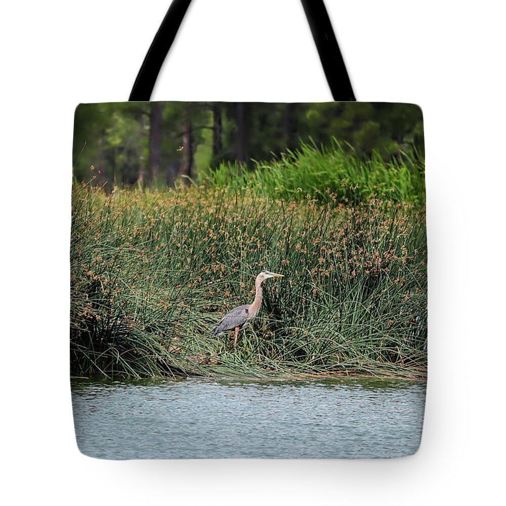 Heron Tote Bag featuring the photograph Majestic by Laura Putman