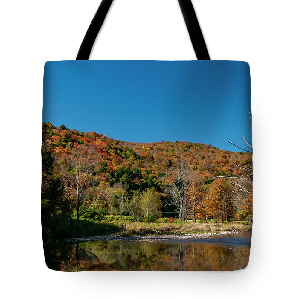 Autumn Tote Bag featuring the photograph Hidden Pond by Cathy Kovarik