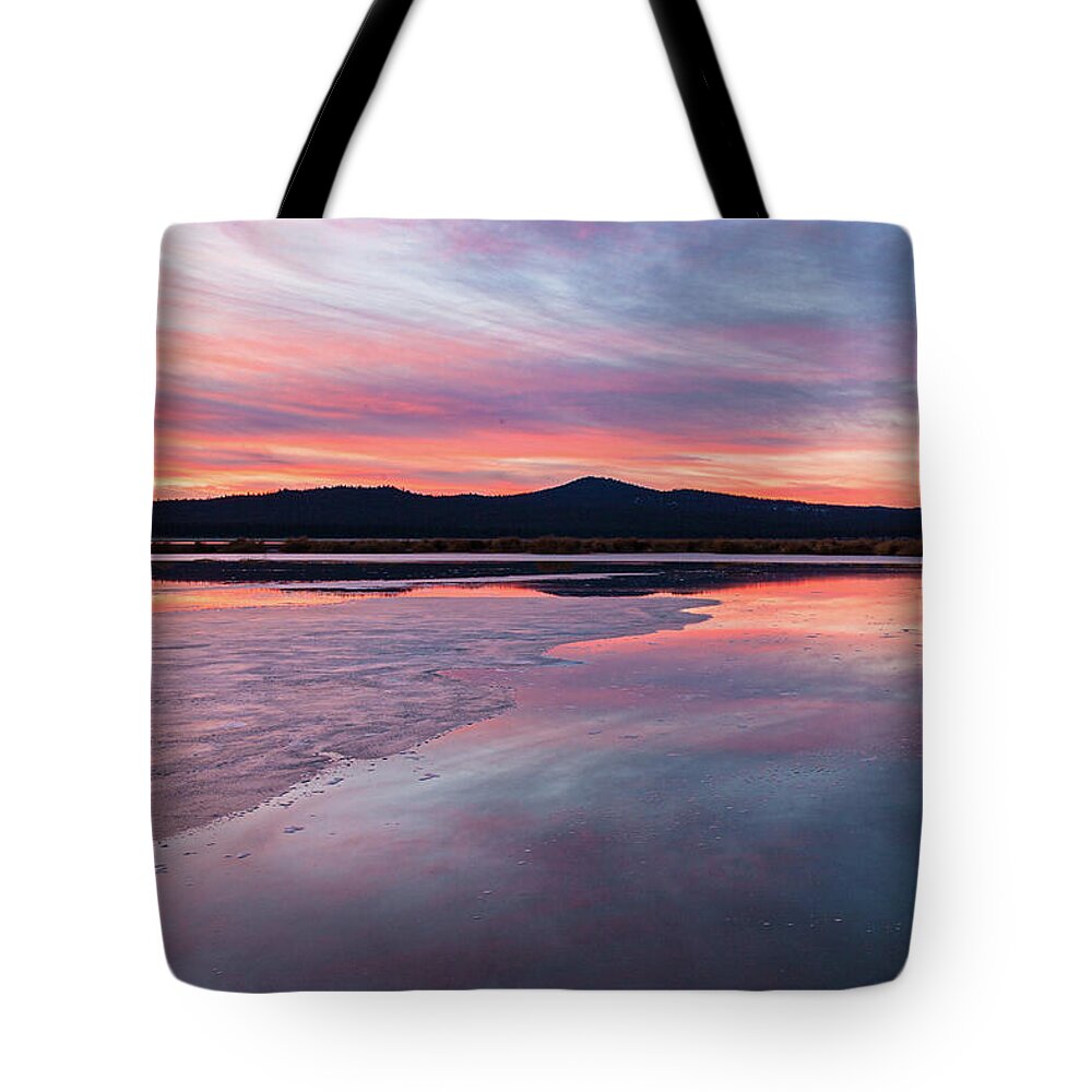 Sunlight Tote Bag featuring the photograph Icy Sunset by Mike Lee