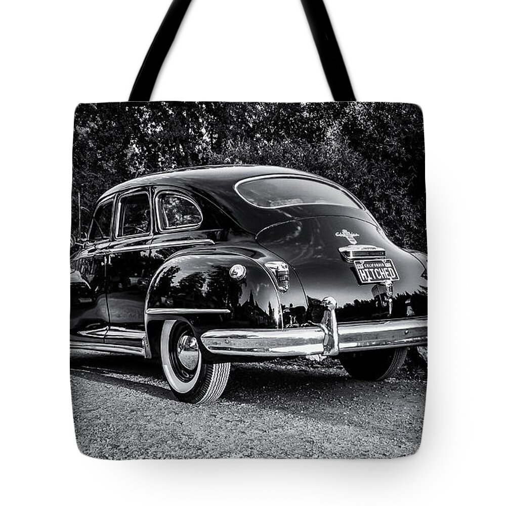 Justmarried Tote Bag featuring the photograph Just Married in BW by Pam Rendall
