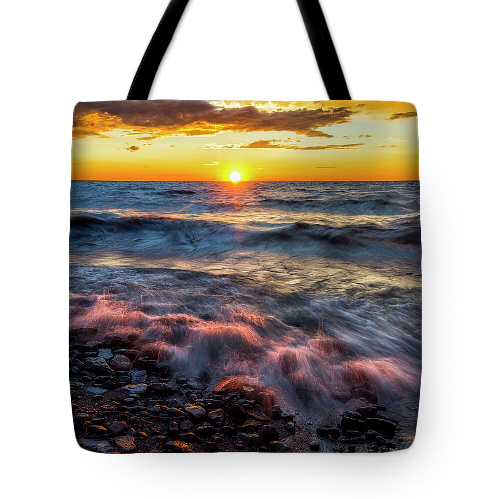 Mark Papke Tote Bag featuring the photograph Lake Ontario Sunset 3 by Mark Papke