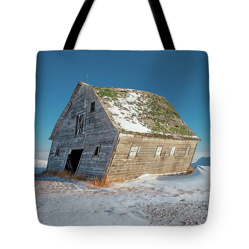 Old Tote Bag featuring the photograph Leaning Barn by Todd Klassy