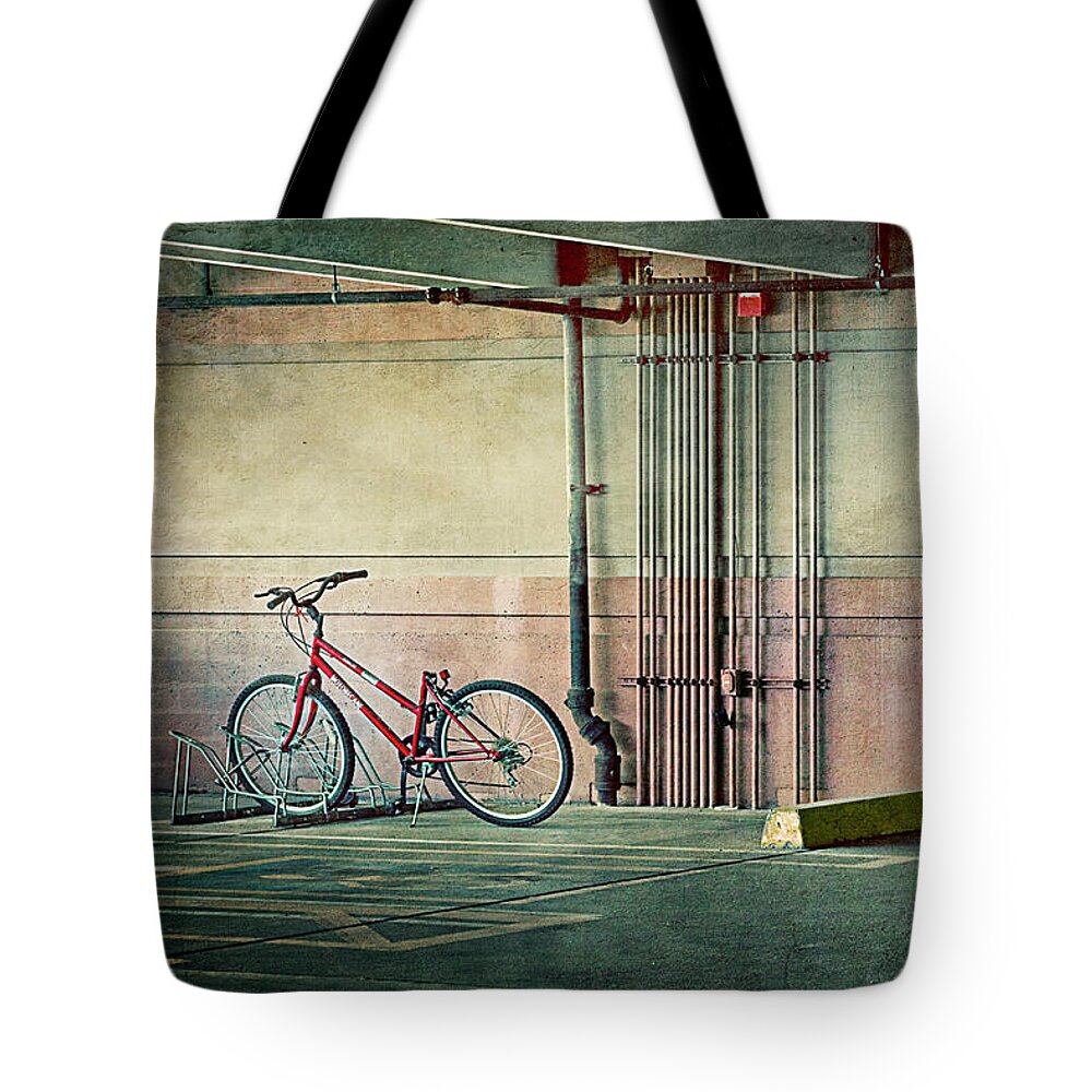 Five Tote Bag featuring the photograph Level 5 by Carmen Kern