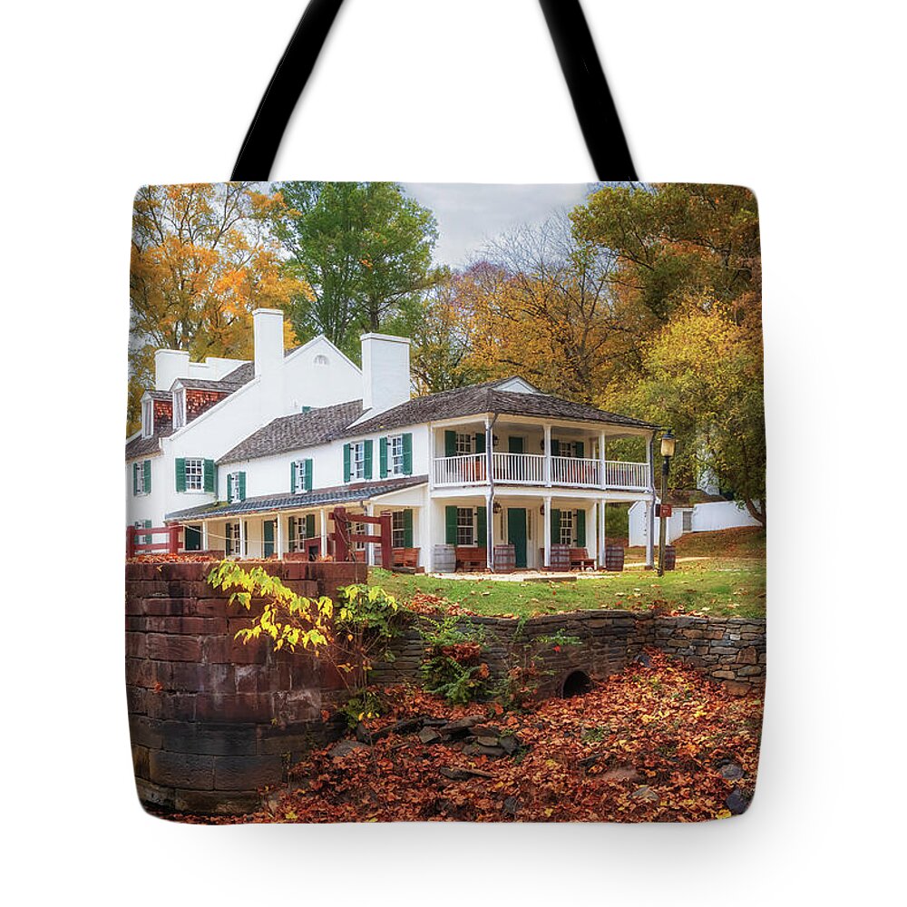 C&o Canal Tote Bag featuring the photograph Lockhouse 12 - Great Falls Tavern by Susan Rissi Tregoning