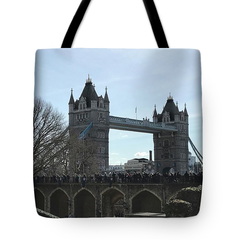 Bridge Tote Bag featuring the photograph London Landmark by Lee Darnell
