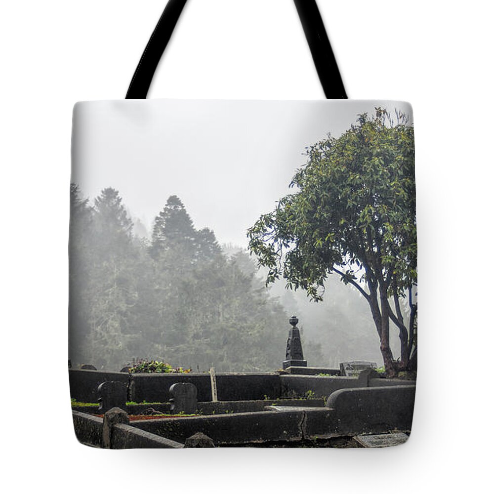 Cemetery Tote Bag featuring the photograph Loneliest Hill by Cathy Anderson