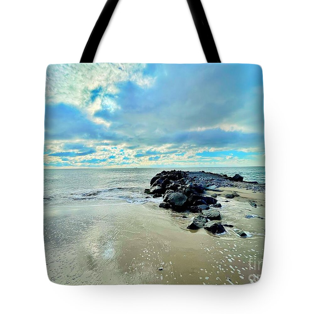Bay Tote Bag featuring the photograph Look at the sky by Maya Mey Aroyo
