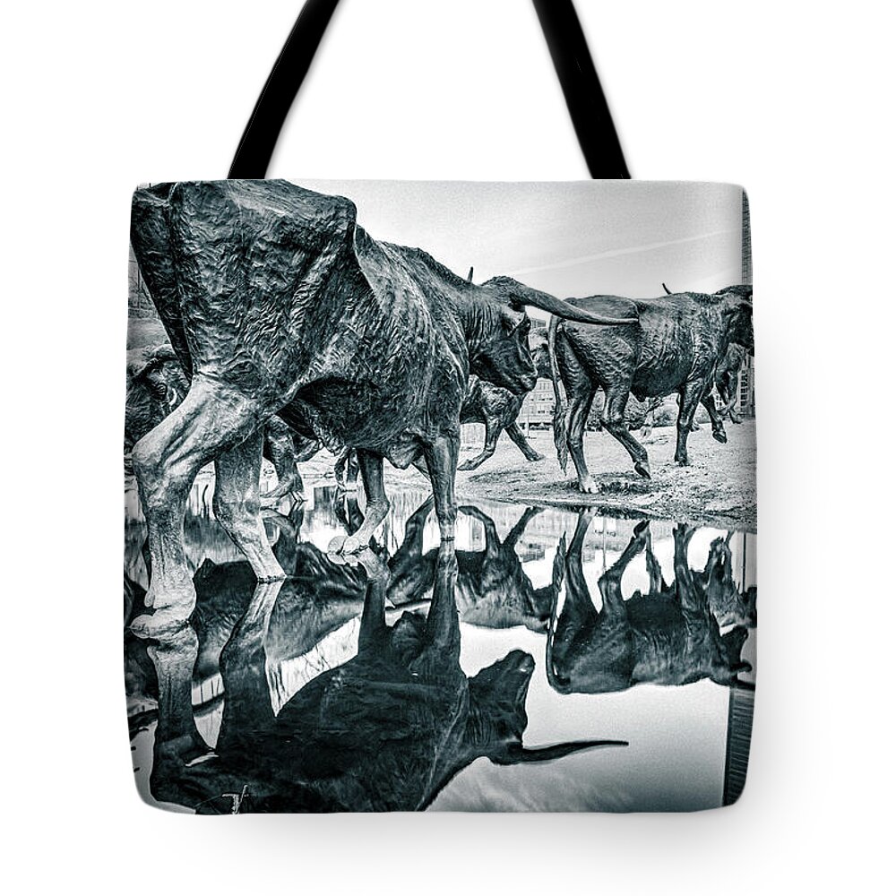 Dallas Skyline Tote Bag featuring the photograph Looking Up At Longhorns - Dallas Texas Selenium Silver by Gregory Ballos