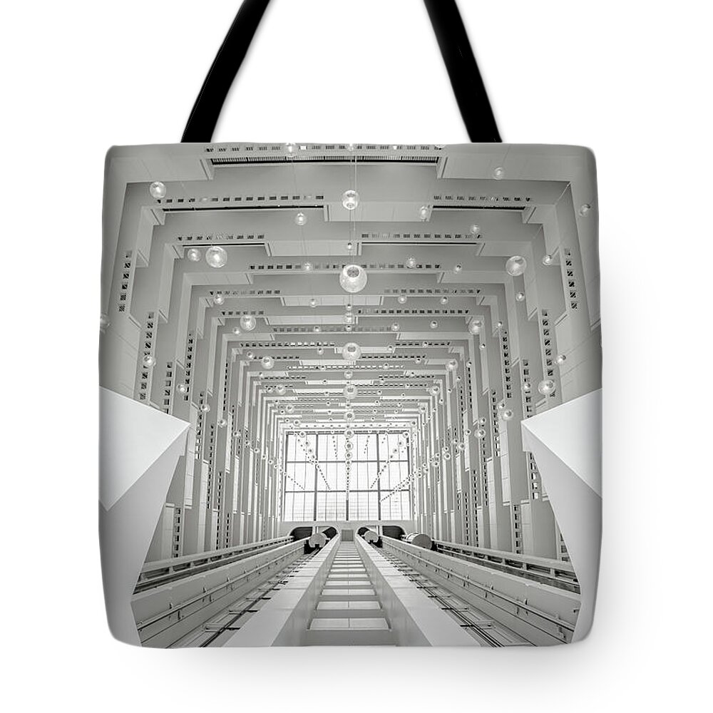 Looking Up Tote Bag featuring the photograph Looking Up by Sylvia Goldkranz