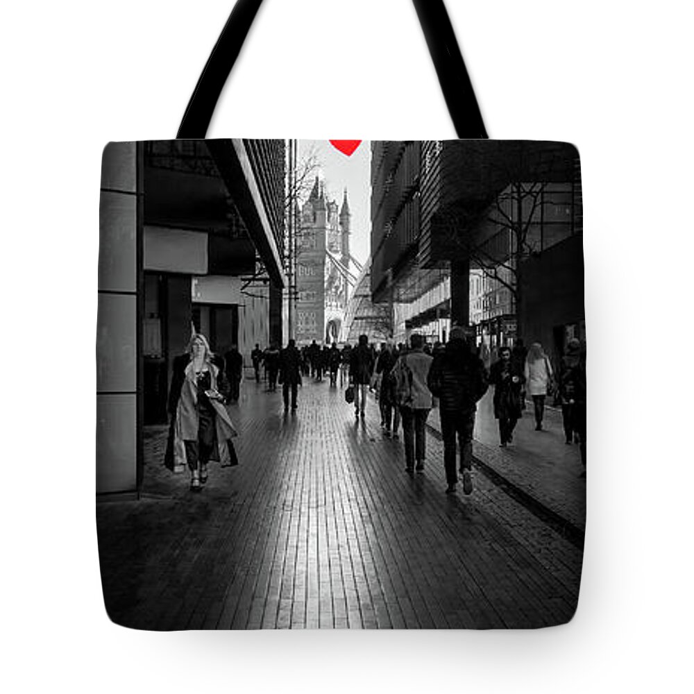 London Tote Bag featuring the photograph Love London by Nigel R Bell