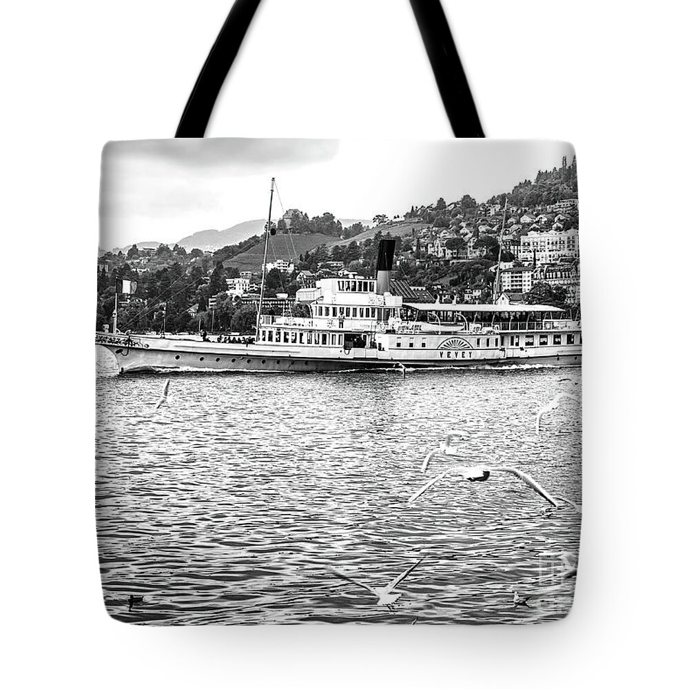 Black And White Tote Bag featuring the photograph Lucerne Paddle Steamer by Tom Watkins PVminer pixs