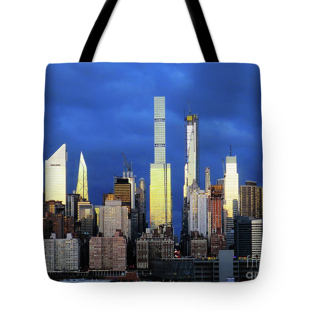 Landscape Tote Bag featuring the photograph Manhattan Shimmers by Rick Locke - Out of the Corner of My Eye