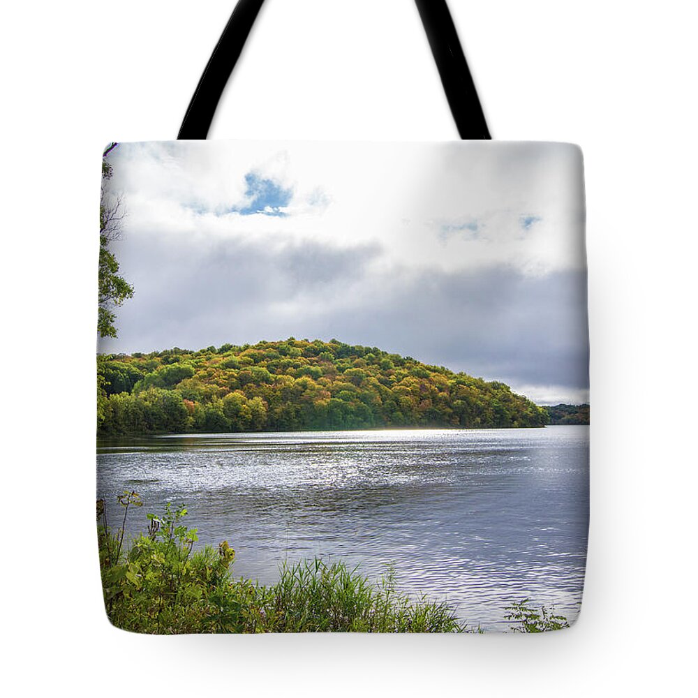Maplewood State Park Tote Bag featuring the photograph Maplewood IMG 1830 by Jana Rosenkranz