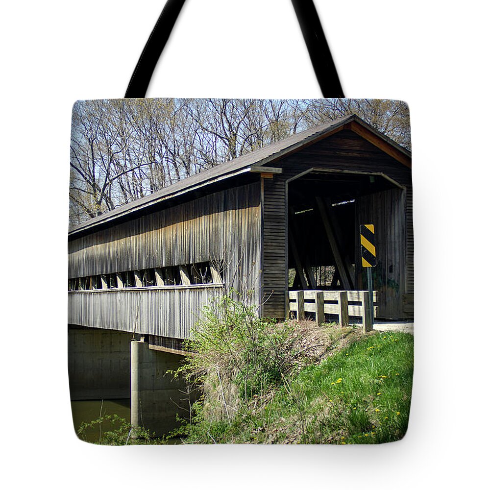 Nostalgia Tote Bag featuring the photograph Middle Road Bridge by Norman Reid
