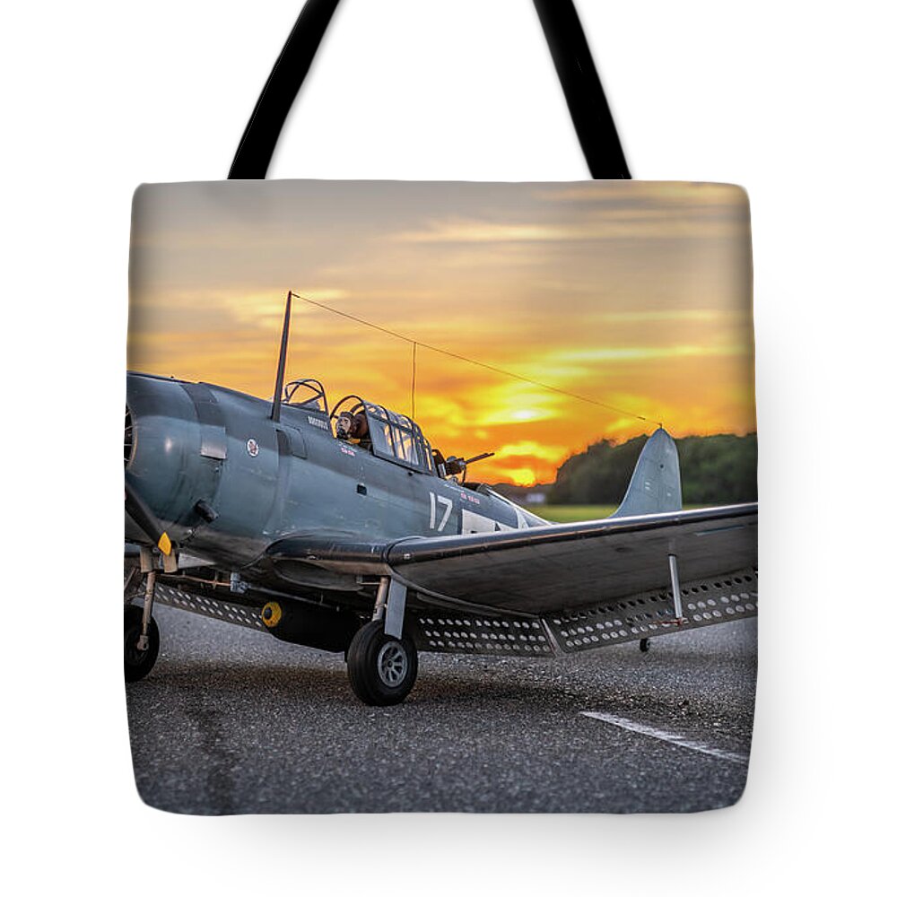  Tote Bag featuring the photograph Mike 4 by David Hart