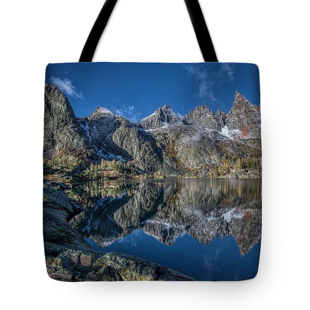 Landscape Tote Bag featuring the photograph Minaret Lake by Romeo Victor