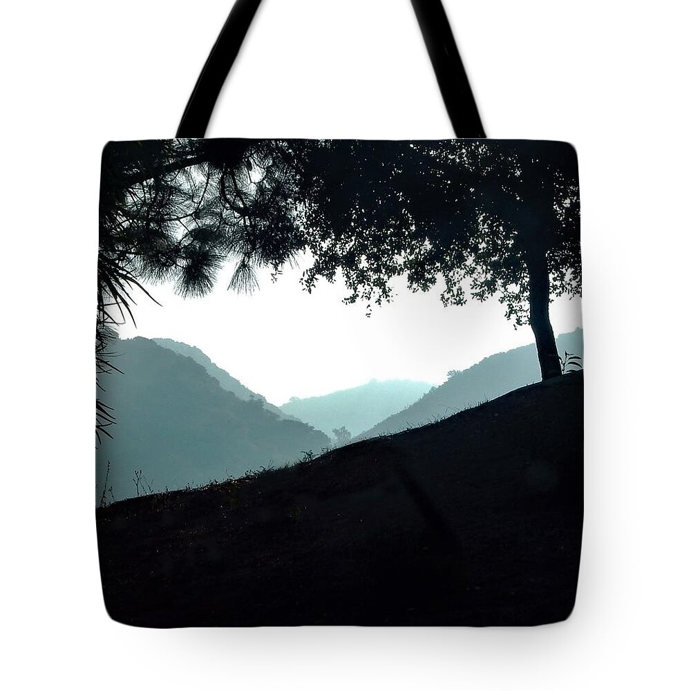 B/w Tote Bag featuring the photograph Misty Mountains by Andrew Lawrence
