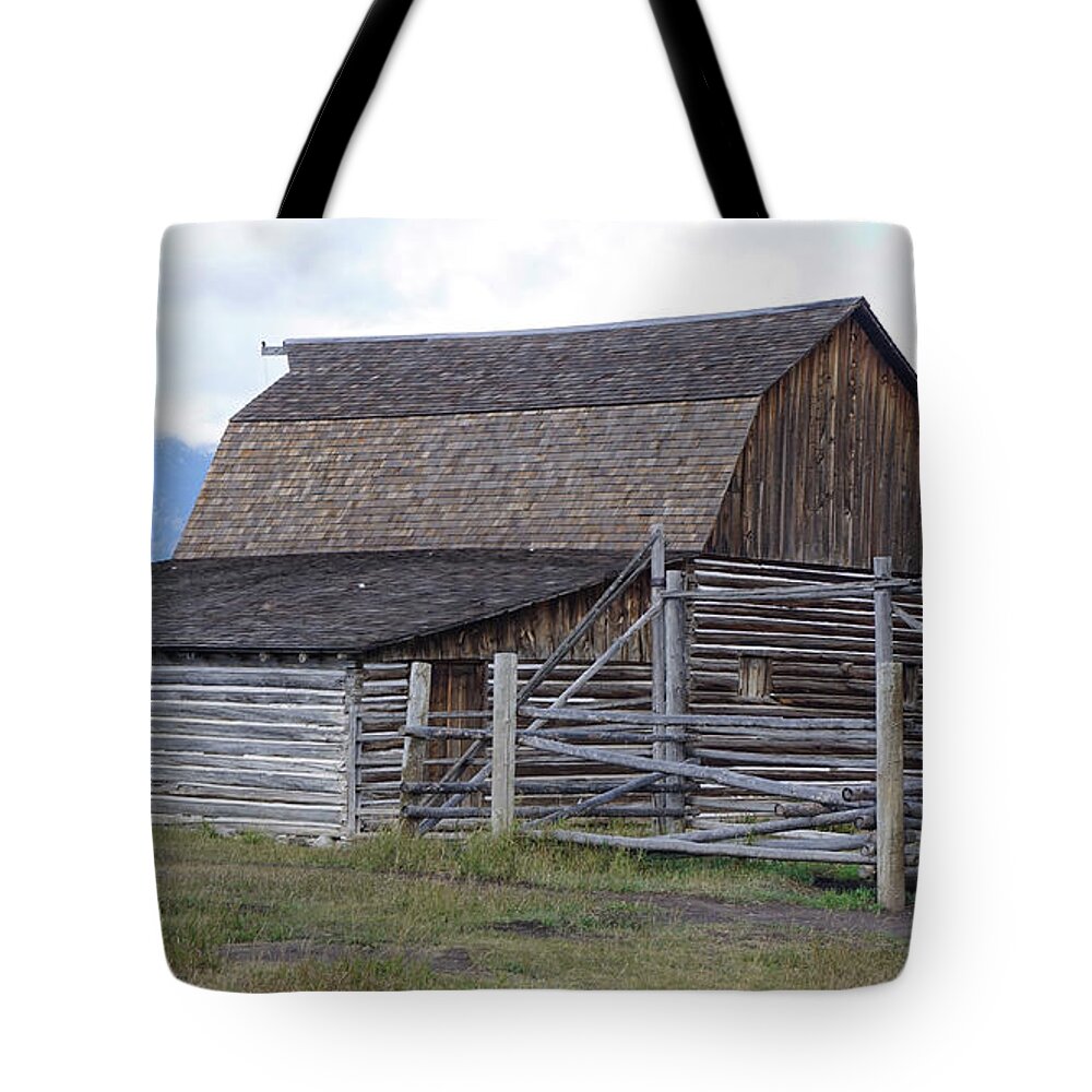 Moulton Barn Tote Bag featuring the photograph Moulton Barn on Mormon Row 1223 by Cathy Anderson