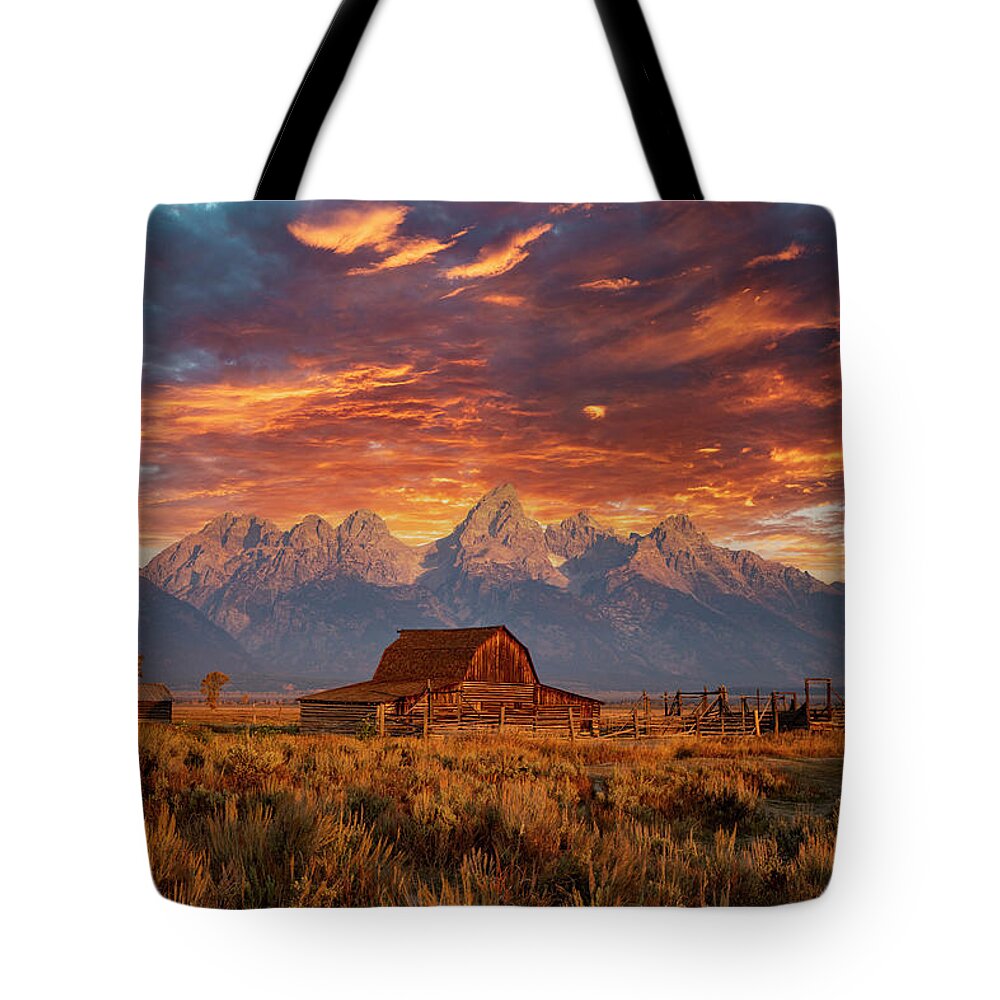 Moulton Barn Tote Bag featuring the photograph Moulton Barn Sunset by Dan Sproul