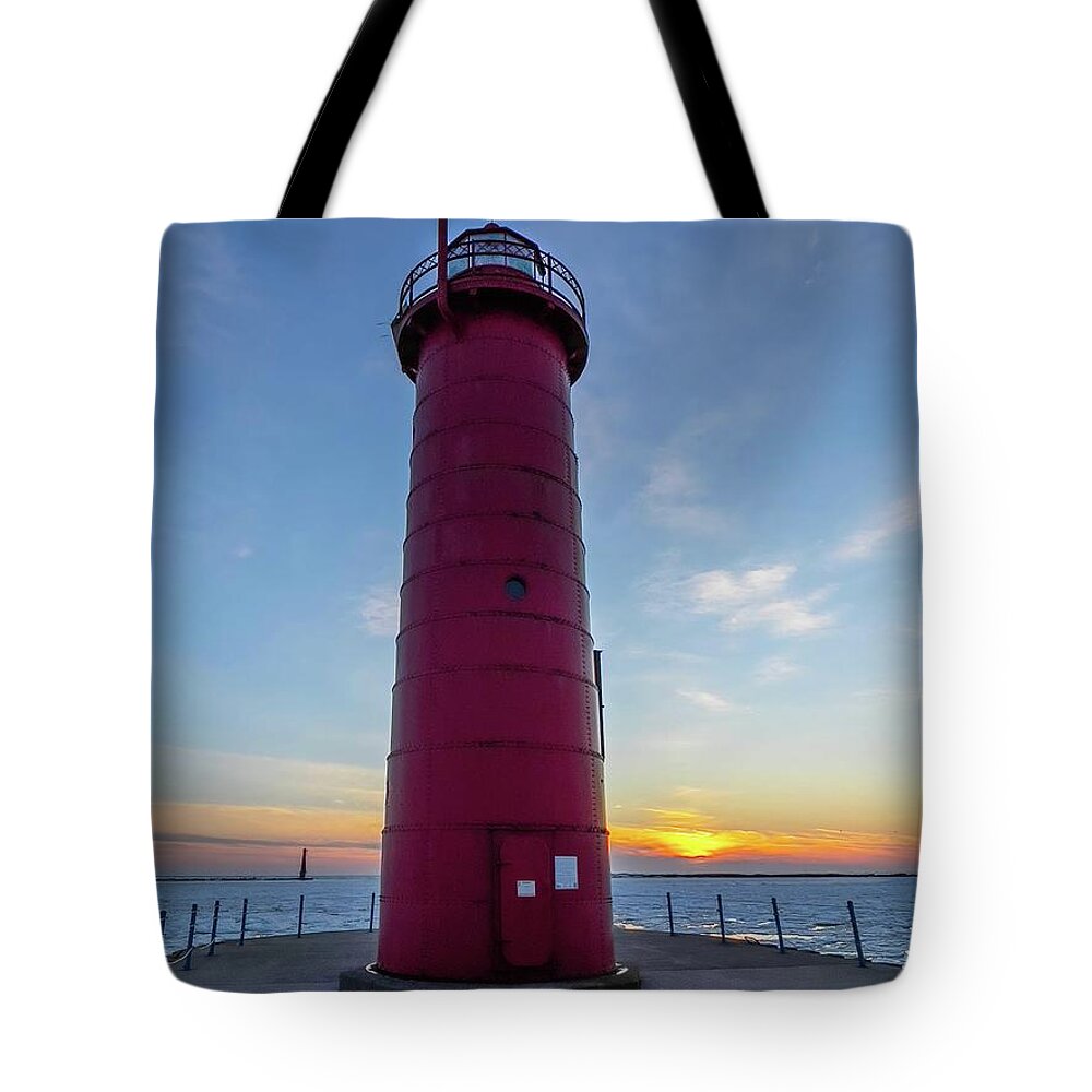 Northernmichigan Tote Bag featuring the photograph Muskegon Michigan Light House IMG_8872 HRes by Michael Thomas