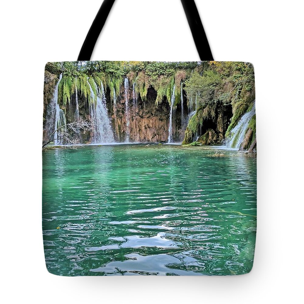Plitvice Lakes Tote Bag featuring the photograph Oasis For The Senses by Yvonne Jasinski