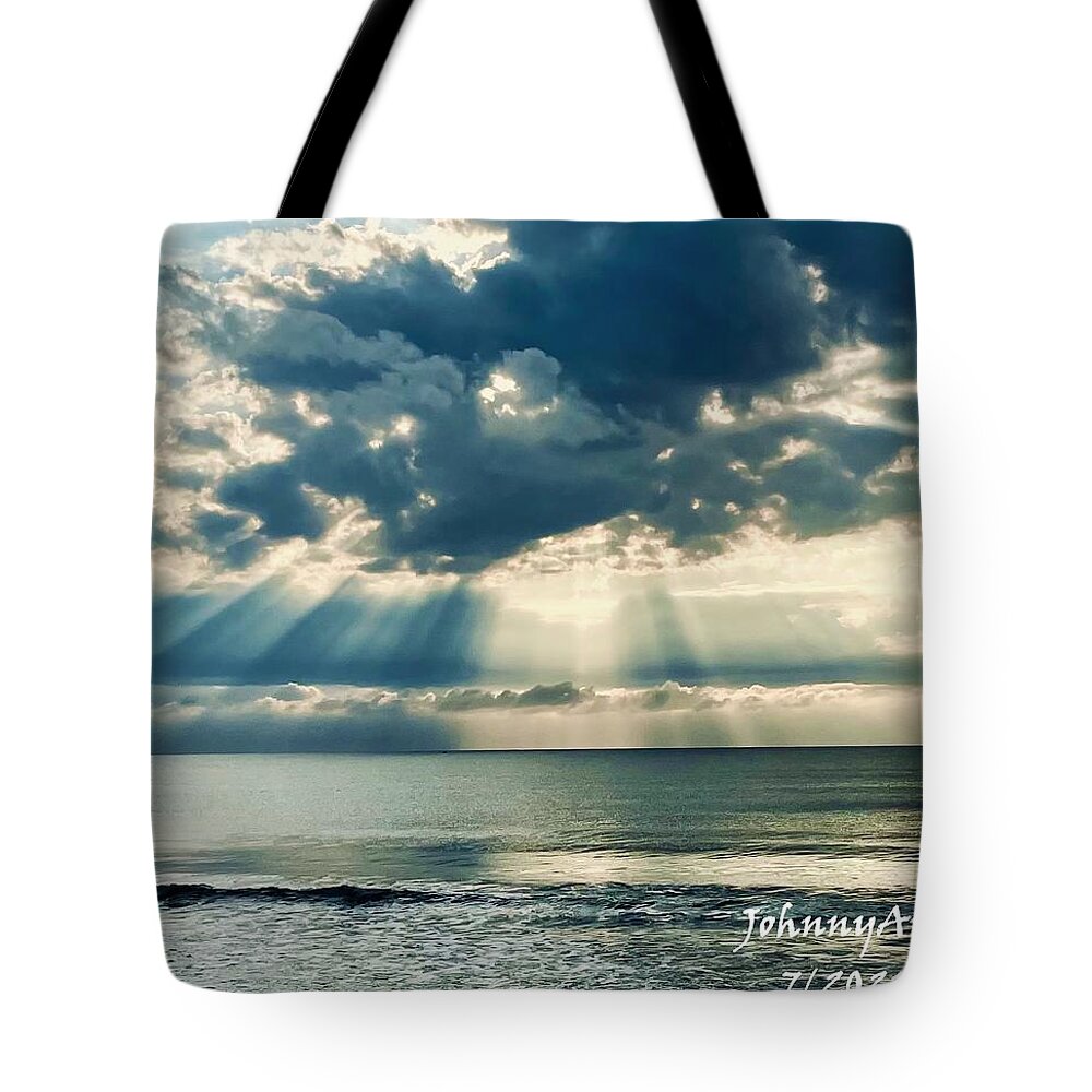St Augustine Beach Florida Usa Tote Bag featuring the photograph Ocean View by John Anderson