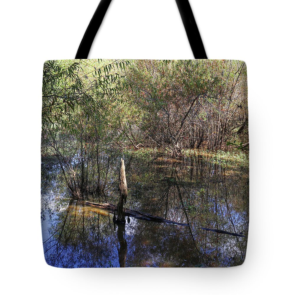 Ocmulgee River Tote Bag featuring the photograph Ocmulgee River Backwater by Ed Williams