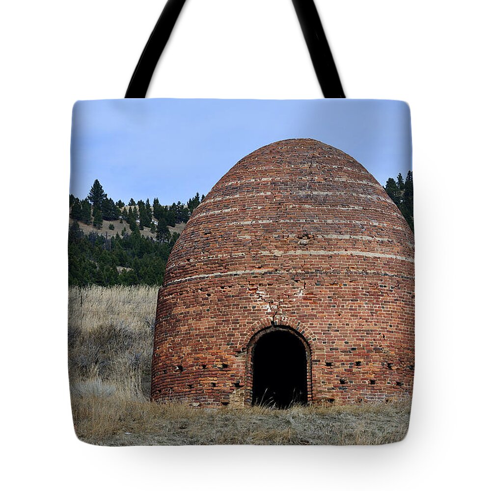 Furnace Tote Bag featuring the photograph Old Beehive Furnace by Kae Cheatham