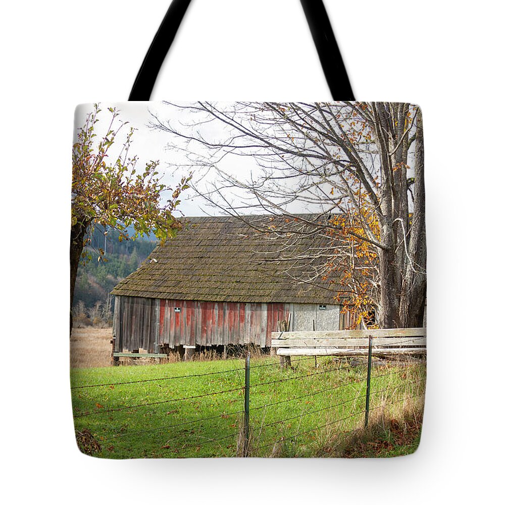 Olympic Peninsula Tote Bag featuring the photograph Olympic Peninsula Barn by Cathy Anderson