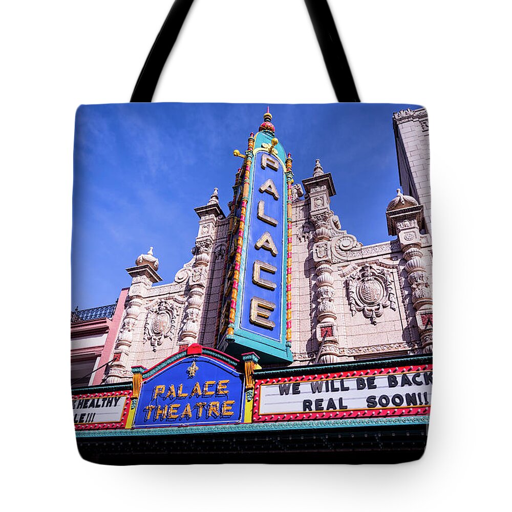 Palace Theatre Tote Bag featuring the photograph Palace Theatre - Louisville by Gary Whitton