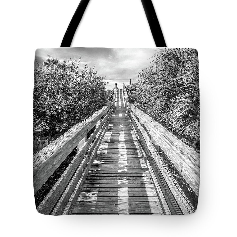 Boardwalk Tote Bag featuring the photograph Path to the Edge by W Chris Fooshee