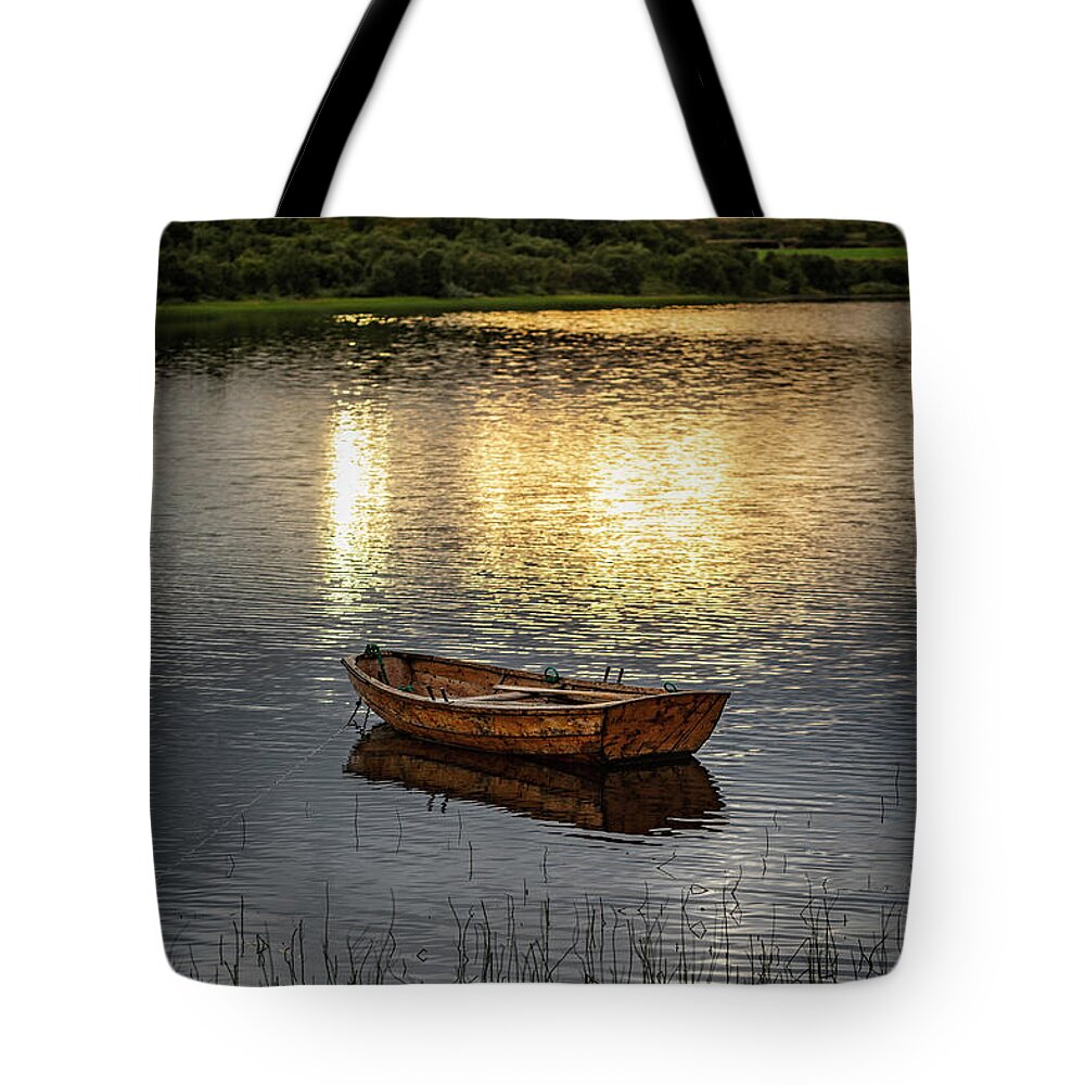 Boat Tote Bag featuring the photograph Peace of mind by Mike Santis