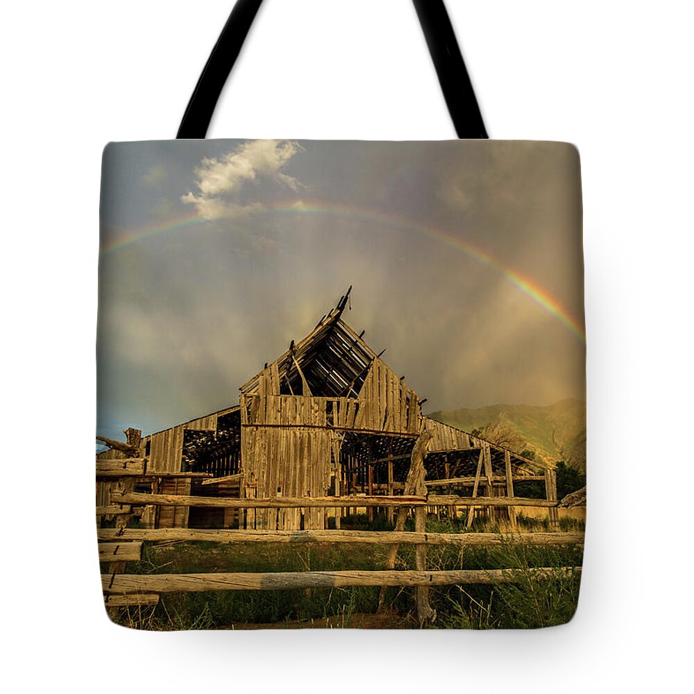 Barn Tote Bag featuring the photograph Rainbow over Mapleton Barn by Wesley Aston