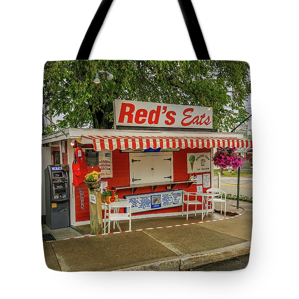 Fishing Boat Tote Bag featuring the photograph Reds Eats in Wiscasset Maine by Jeff Folger