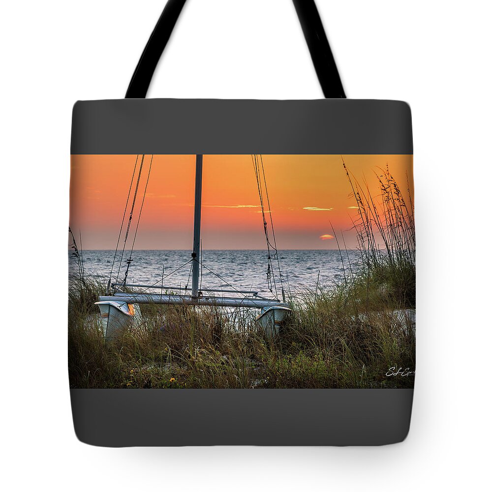 Florida Tote Bag featuring the photograph Retired At The Beach by Steven Sparks