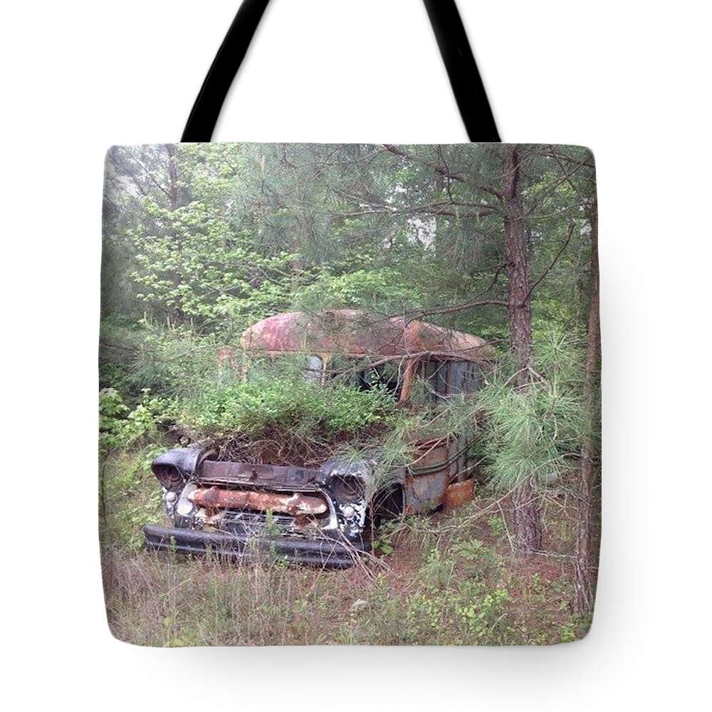 Bus Tote Bag featuring the photograph Retired by Lee Darnell