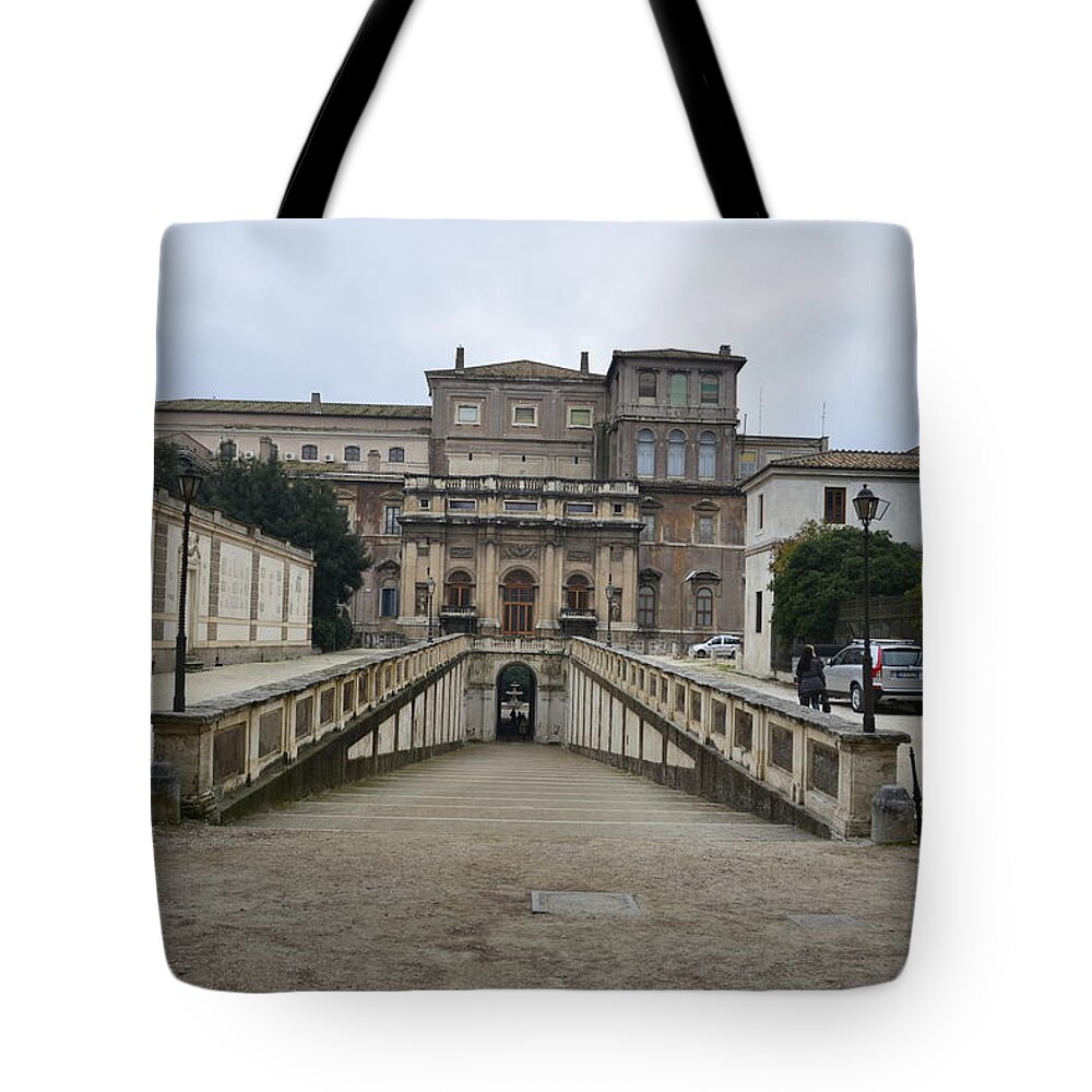 Roma Tote Bag featuring the photograph Roman Villa by Regina Muscarella