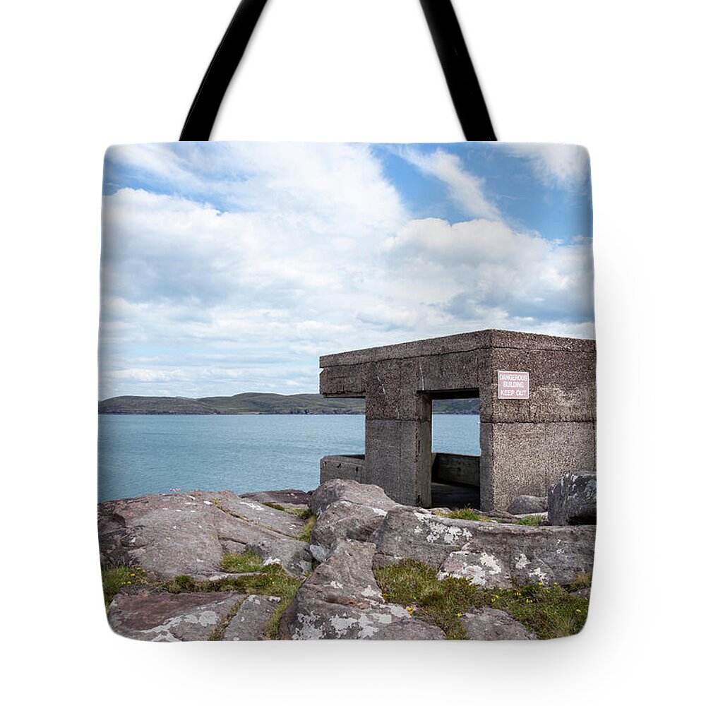 Cove Tote Bag featuring the photograph Searchlight building at Cove Battery 2 by Steev Stamford