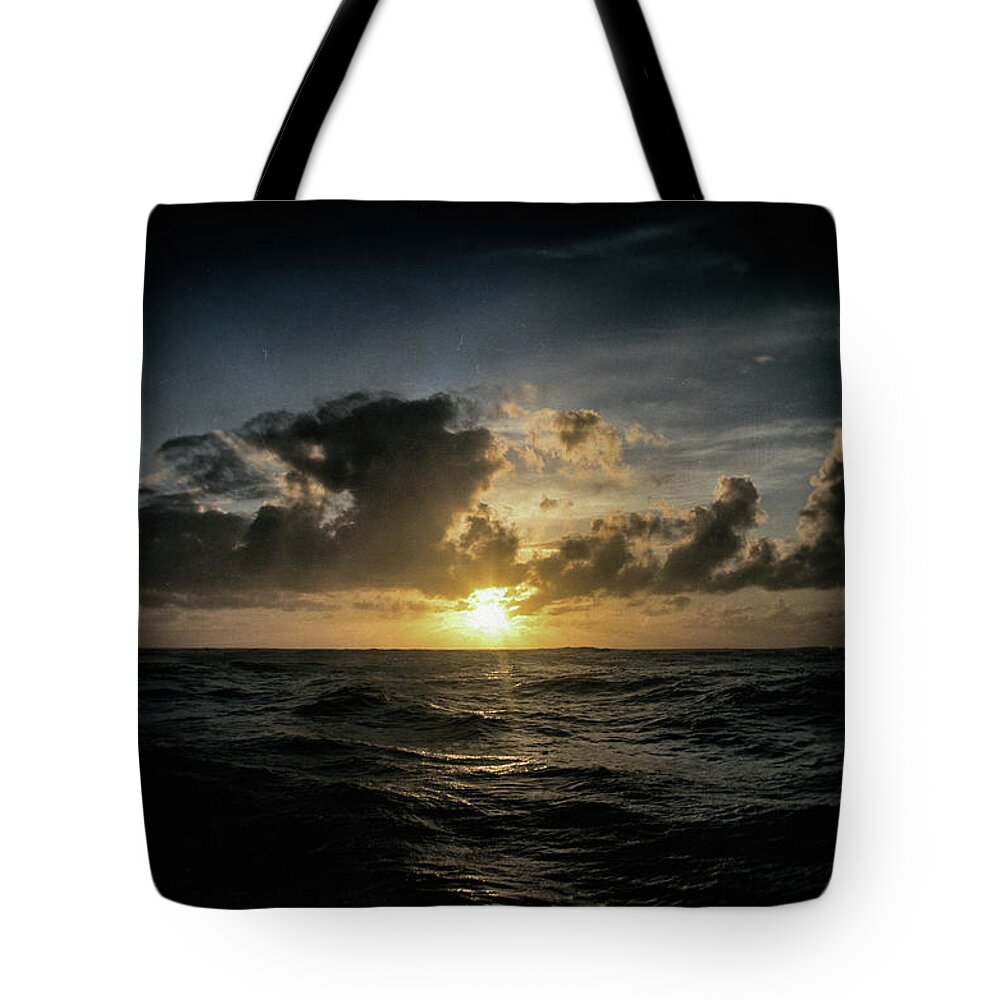 Hawaii Tote Bag featuring the photograph Seascape 2 by Lawrence Knutsson