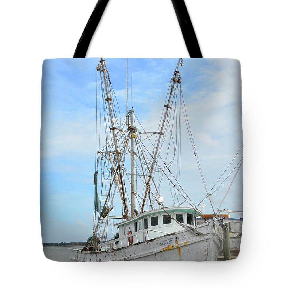 Abandoned Tote Bag featuring the photograph Seen Better Days by Jerry Griffin